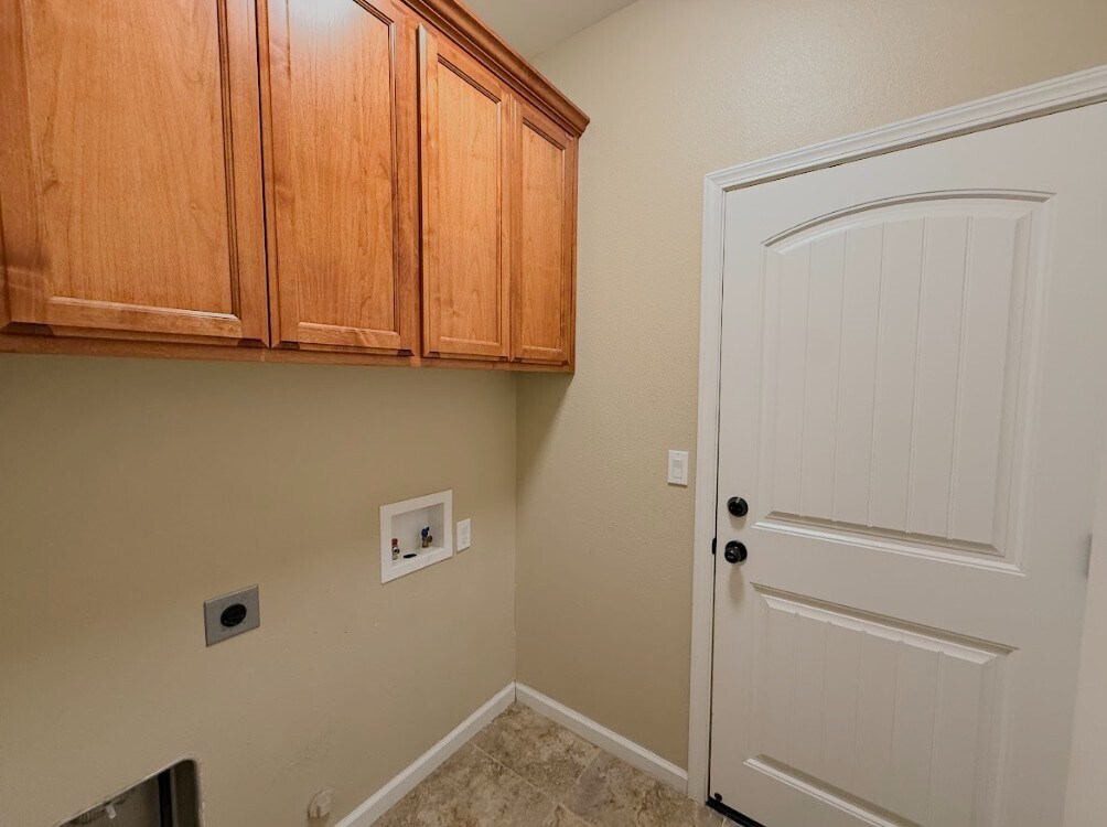 Building Photo - 4032 Wood Creek Ct
