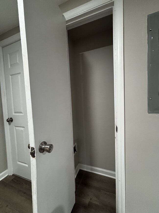 Building Photo - 1127 Olivia Ln