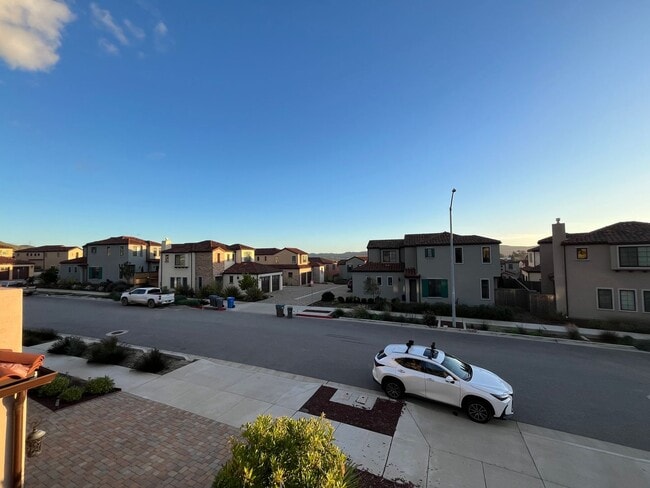 Building Photo - Spacious Home - Three Bedrooms w/garage TOSCANO Neighborhood in SLO