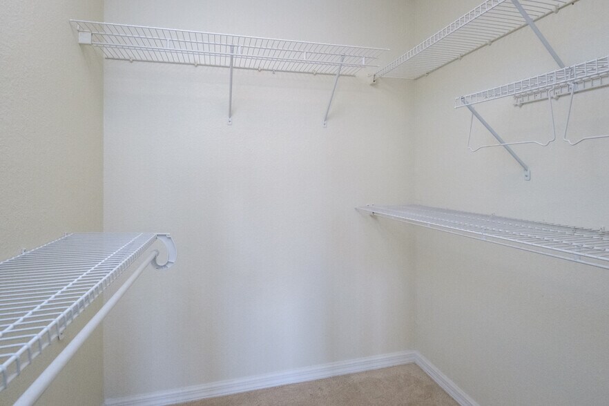 Building Photo - 5133 SW 91 Ct