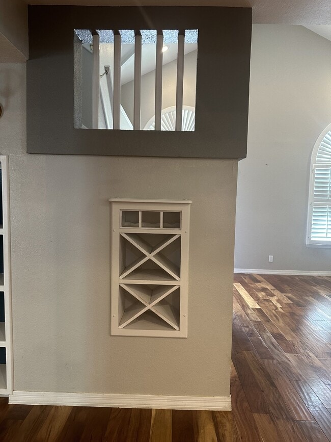 Building Photo - 5615 Burning Tree Dr