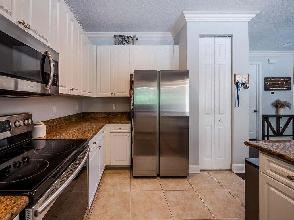 Building Photo - 6673 Eagle Ridge Dr