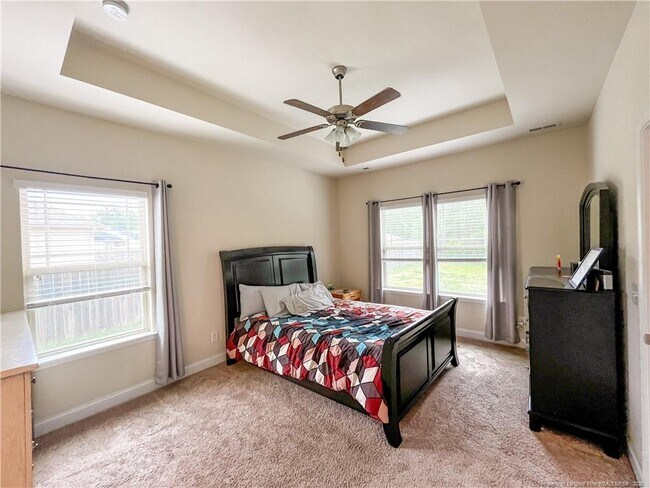 Building Photo - 144 Parkside Dr