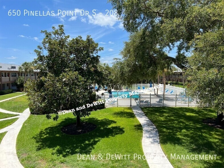 Building Photo - 1 Bed/1 Bath - Unit 208