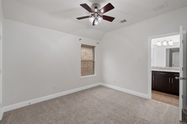 Building Photo - 8705 Tutbury Pl