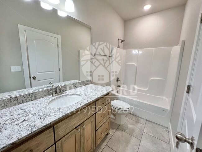 Building Photo - Tontitown | Kirkland Plan- 3 Bed/ 2 Bath w/ 2 Car Garage