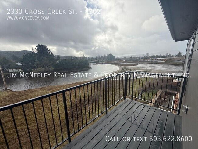 Building Photo - 2330 Cross Creek St