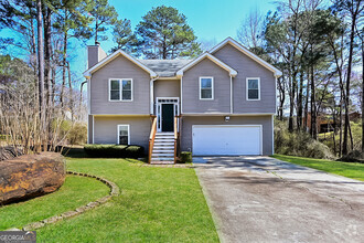 Building Photo - 117 Farmbrook Trail