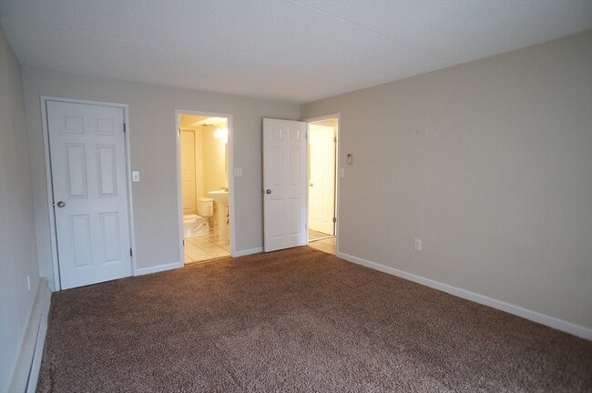 Building Photo - 65 McCormick Terrace