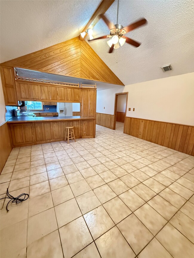 Building Photo - 5911 Farm to Market Rd 1459