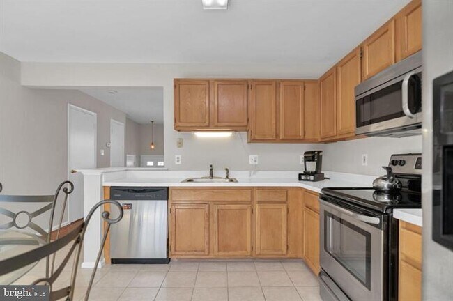 Building Photo - 1947 Winslow Ct