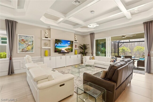 Building Photo - 13615 Blue Bay Cir