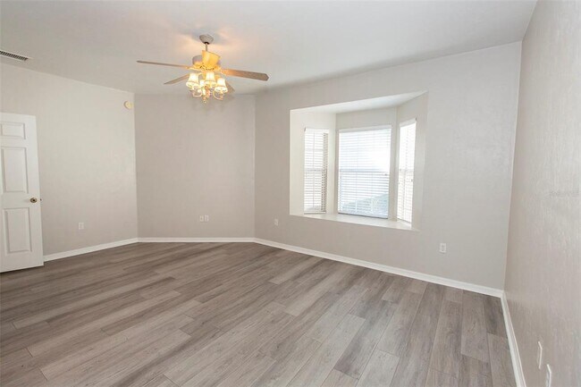 Building Photo - 4712 NW 80th Rd