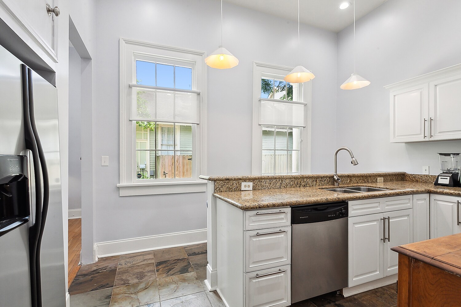 Building Photo - 6222 Laurel St