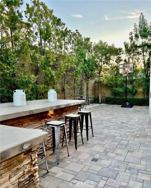 Building Photo - 68 Chianti