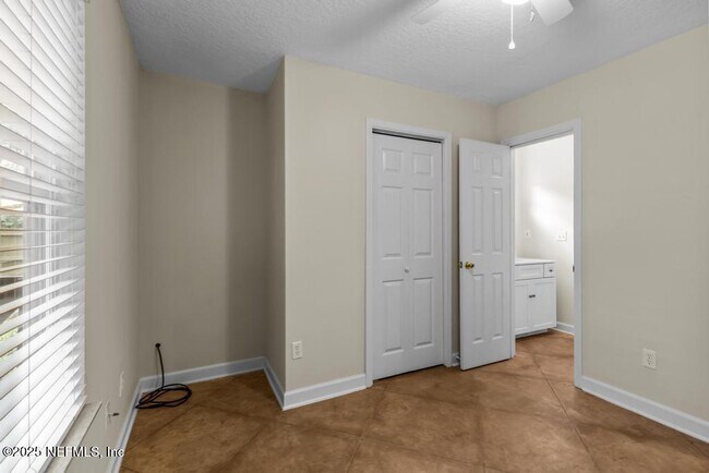 Building Photo - 8223 Hardwood Landing Rd