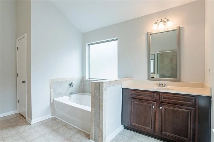 Building Photo - 3443 Woodshade Dr