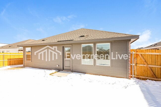 Building Photo - 3713 Los Cabos Dr