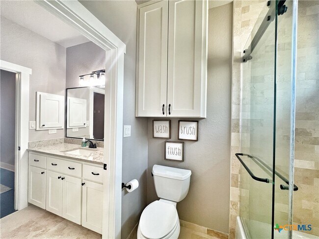 Building Photo - 1704 Gruene Vineyard Crossing
