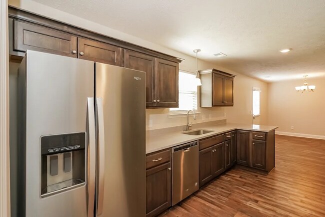Building Photo - 1073 Berra Dr