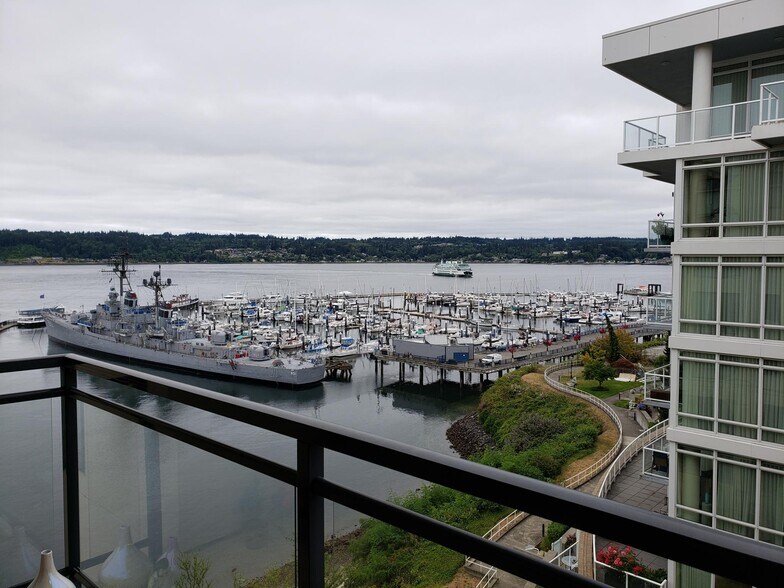 View of the USS Turner Joy and ferry! - 400 Washington Ave