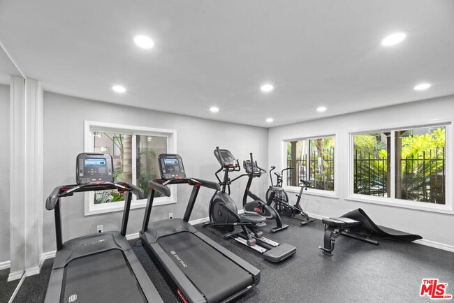 Building Photo - 8300 Manitoba St