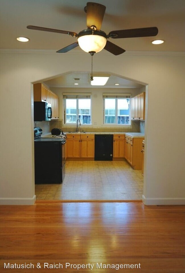 Building Photo - 3 br, 2 bath House - 2342 Woodland Ave