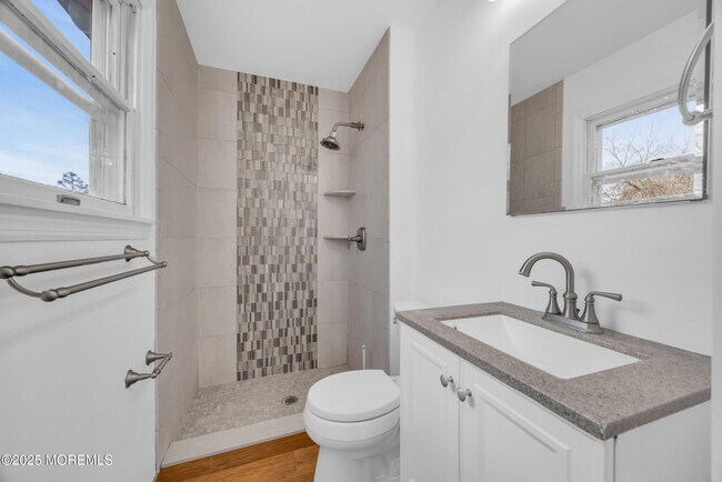 Building Photo - 107 Old Bridge Dr