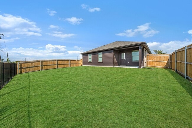 Building Photo - 6618 Ellesmere Dr