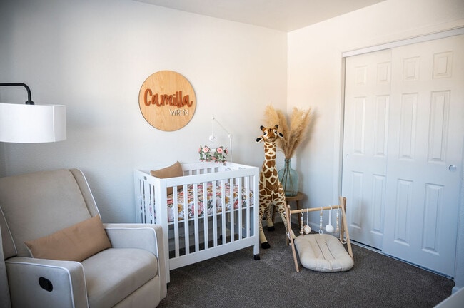 Building Photo - Little Dipper Avenue