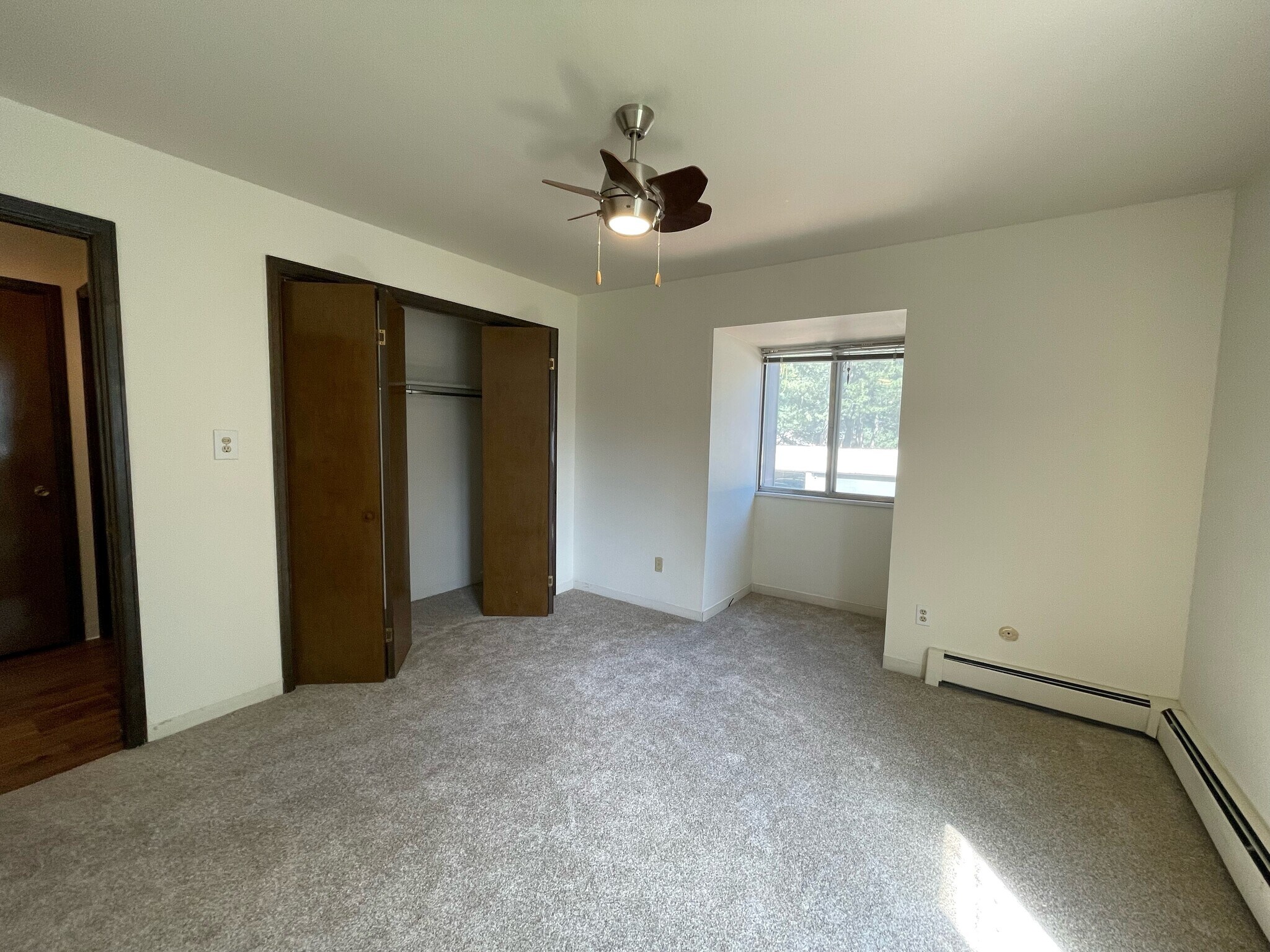 Building Photo - 1315 Kirkwood Dr