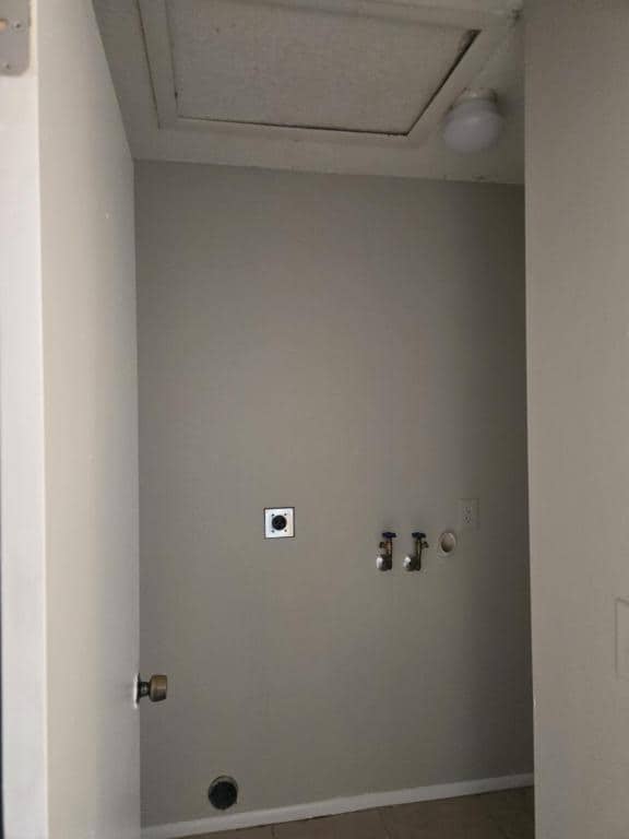 Building Photo - 7389 Canterbury St