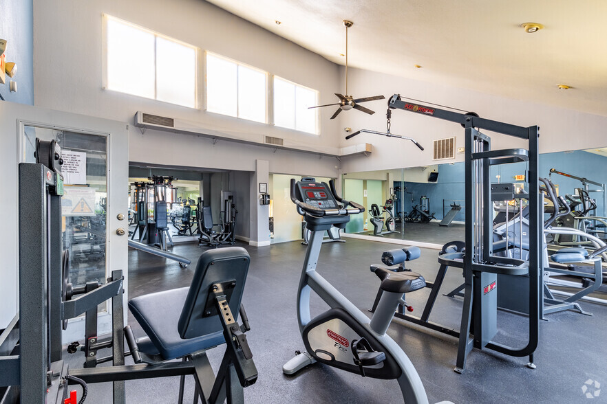 Fitness Center - Villas at Desert Pointe