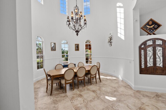 Building Photo - 14471 Paddock Dr