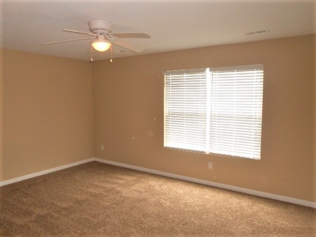 Building Photo - 1245 Cloverview St