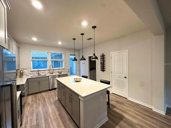 Building Photo - 14255 Sapelo Beach Dr