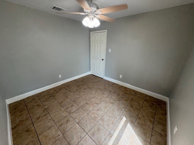 Building Photo - 12127 Rhinebeck Dr