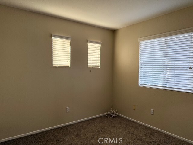 Building Photo - 5553 Pheasant Dr