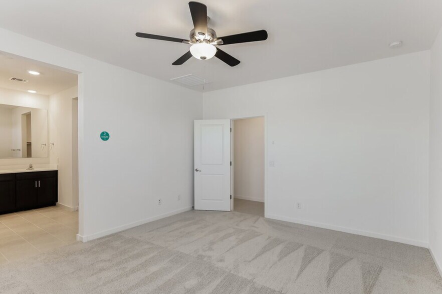 Building Photo - 25244 N 144th Dr