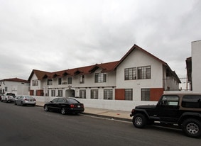 Building Photo - The Gables Apartments