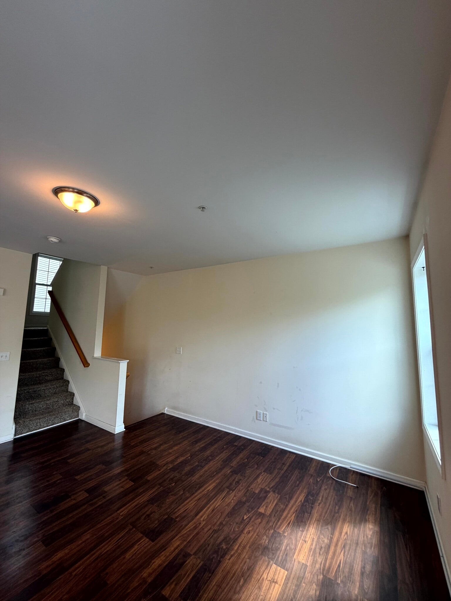 Building Photo - 1204 Admirals Walk Dr