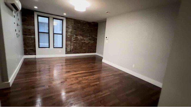 Building Photo - 2714 Avenue D