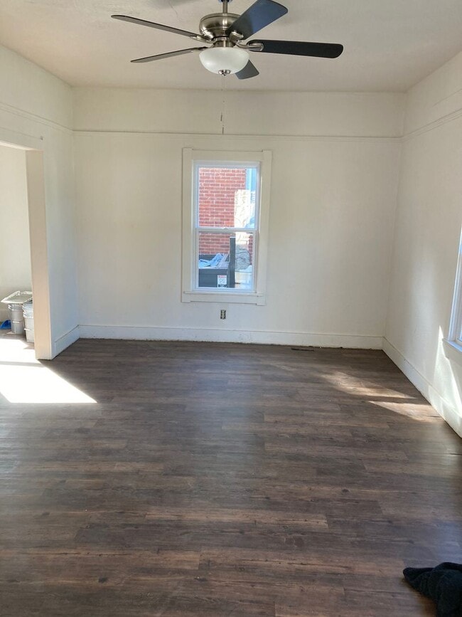 Building Photo - PRE-LEASING