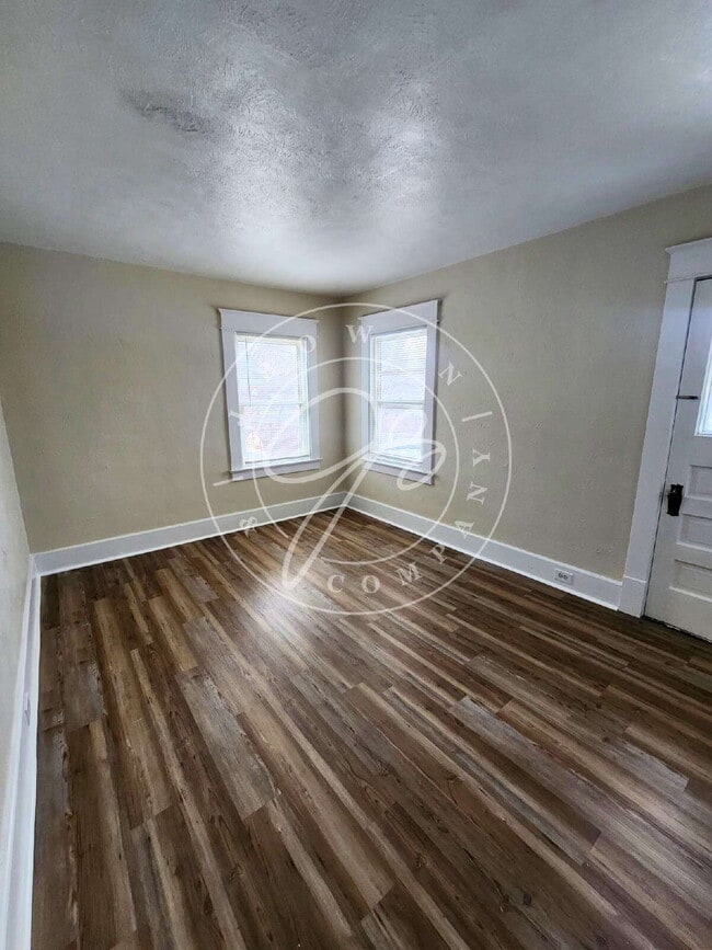 Building Photo - Must See! Fully Updated 3-Bedroom Home in West Toledo