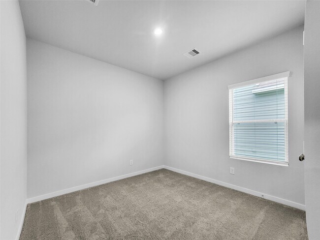 Building Photo - 11606 Prosperity Dr