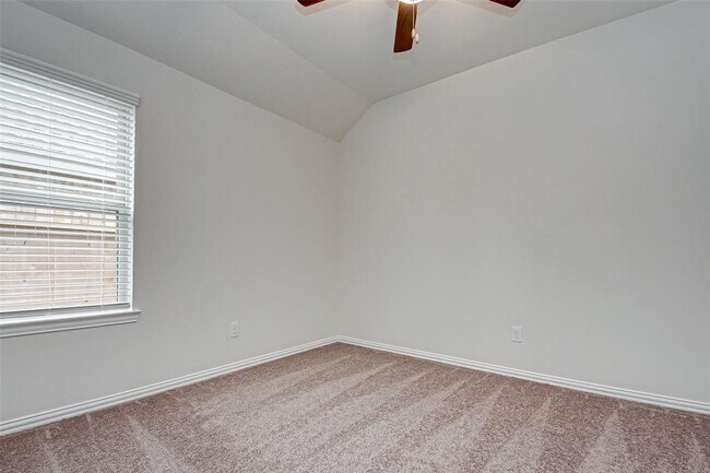 Building Photo - 1006 Warm Summer Dr