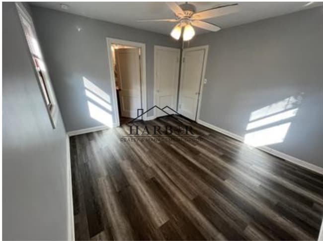 Building Photo - Cute and Cozy 1 Bedroom House