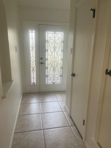 Building Photo - 315 S Baker St