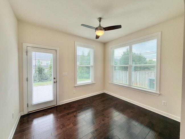 Building Photo - Beautiful 4BD, 3BA House with Bonus Family Room, Large Fenced Backyard, and Finished 2-Car Garage...