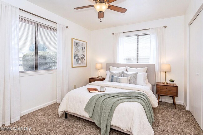 Building Photo - 8486 E Posse Cir